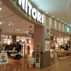 ニトリ イーアス高尾店