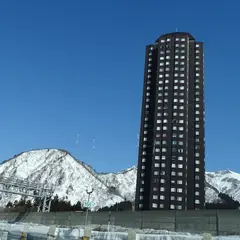 ヴィクトリアタワー湯沢