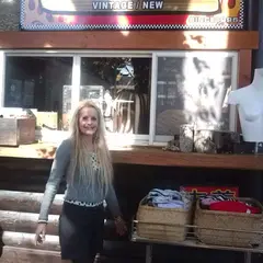 Mountain Mama Vintage/New Shop