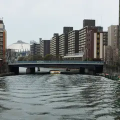 〒550-0015 大阪府大阪市西区南堀江４丁目６