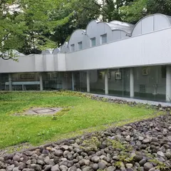 田崎美術館