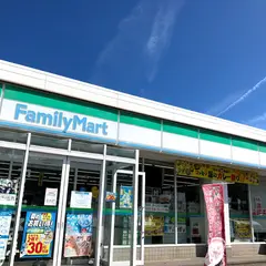ファミリーマート 尾花沢新町五丁目店