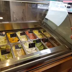 ANJU PLUS（アンジュプラス）