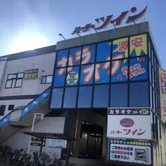 カラオケＢａｎＢａｎ伊豆長岡店