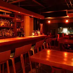 bar orange