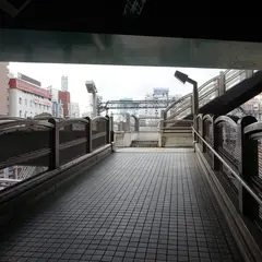 〒170-0013 東京都豊島区東池袋４丁目
