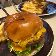 J.S.BURGERS CAFE マークイズ福岡ももち店