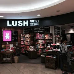 LUSH なんばパークス店