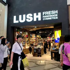 LUSH 心斎橋店