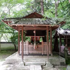 稲荷神石社