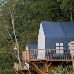 Lakeview Hotel & Restaurant