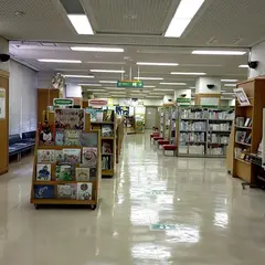 横浜市山内図書館