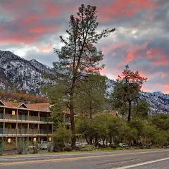 Yosemite View Lodge