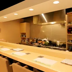 Shunsai Ogura-ya