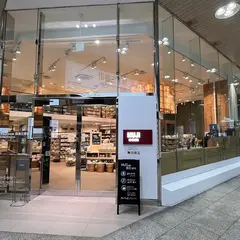 MUJIcom阪急三番街