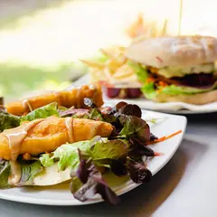 Mayi Café and Restaurant