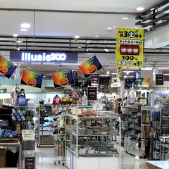 illusie300 上尾ショーサンプラザ店