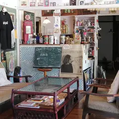 メケメケ食堂