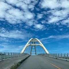 瀬底大橋