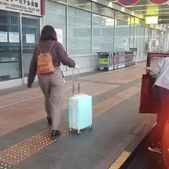 羽田空港第2ターミナル2番タクシー乗り場(川崎、横浜、横須賀、三浦行きのみ)
