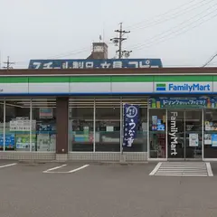ファミリーマート 守山苗代店