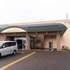 町田市立 金森図書館