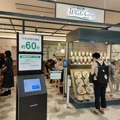 ミルク＆パフェ よつ葉ホワイトコージ 札幌ステラプレイス店(2022春open)