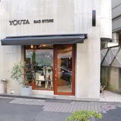 YOUTA人形町本店 軽量レザーのビジネスバッグ