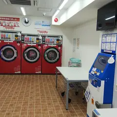 コインランドリーピエロ五橋店