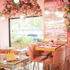 Pinky Bloom Paris