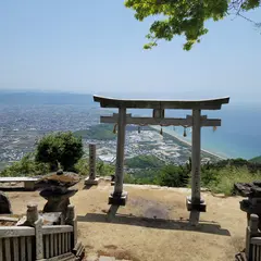 高屋神社本宮