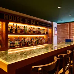 Bar House of Pain