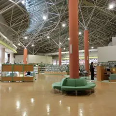 新見市 哲西図書館