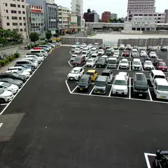 タイムズ大阪京橋駅前
