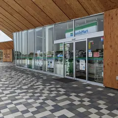 ファミリーマート 大府PA下り店