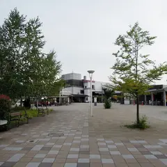 塩尻駅前公園
