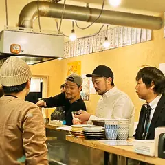 ハイ×カラ ごえん 横浜野毛店