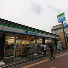 ファミリーマート 東海通駅前店