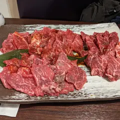 焼肉食彩ゆうび