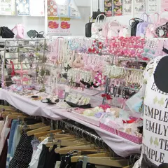 クローゼットチャイルド横浜１号店