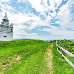 かもめ島夕日の展望灯台