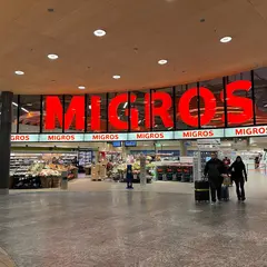 チューリッヒ国際空港 (ミグロス スーパーマーケット)