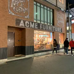 ACME Furniture 大阪店