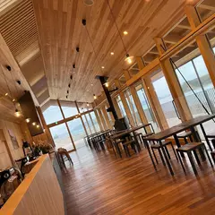 SUNbashi CAFÉ