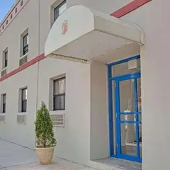 Super 8 by Wyndham Long Island City LGA Hotel