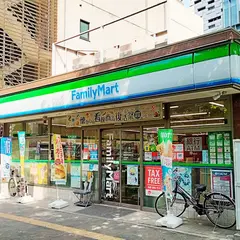 ファミリーマート東新宿明治通り店