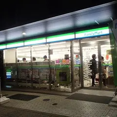 ファミリーマート 横浜岡野一丁目店