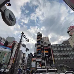 上野広小路交差点