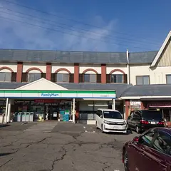 ファミリーマート みなかみ湯原店