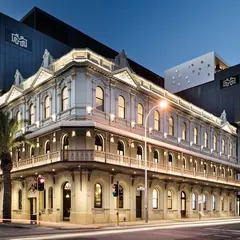 The Melbourne Hotel